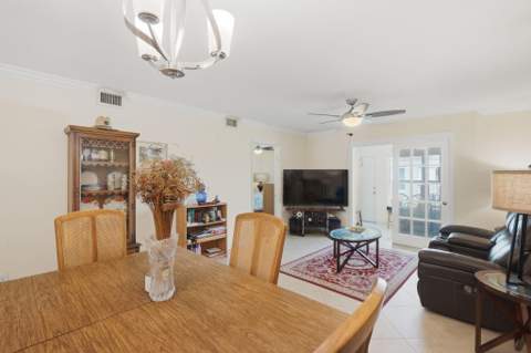 19000 Stewart Circle #4, Boca Raton FL - photo 12 of 46