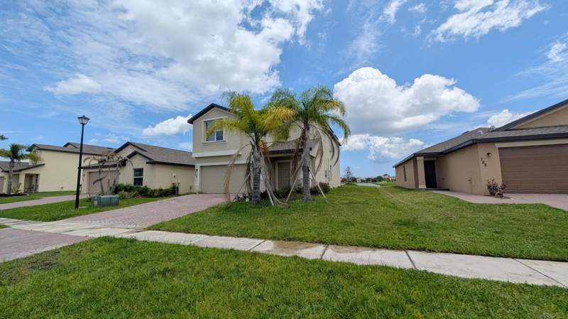 4 bedroom Single Family Residence at 786 Worlington Lane, Bent Creek Tract B-2, Fort Pierce — photo 3