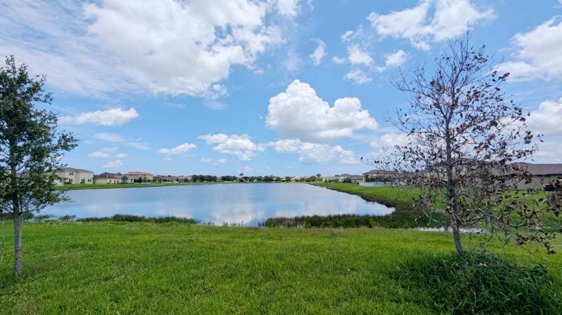 4 bedroom Single Family Residence at 786 Worlington Lane, Bent Creek Tract B-2, Fort Pierce — photo 4