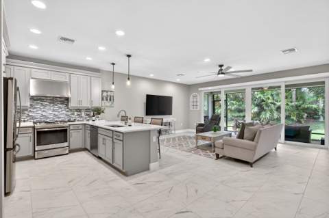 12762 SW Clear Water Way, Port St. Lucie FL - photo 9 of 108