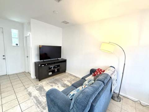 1205 Abaco Lane, Riviera Beach FL - photo 7 of 24