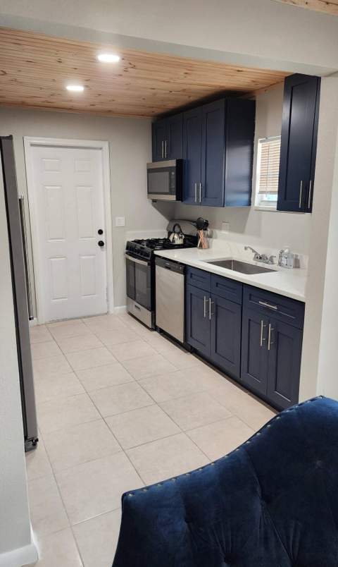 618 Hunter Street, West Palm Beach FL - photo 7 of 14