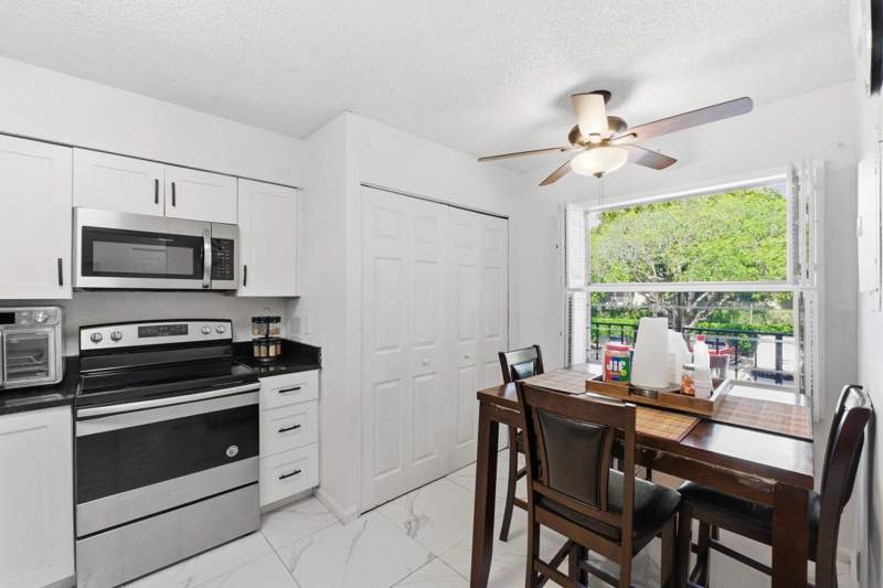 2 bedroom Condominium at 260 NW 76th Avenue #207, Palm Lakes Condo, Margate — photo 5