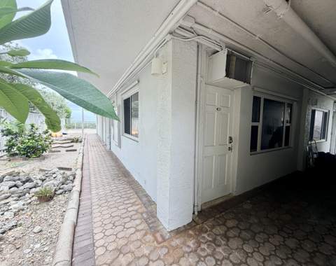 1480 S Ocean Boulevard #111, Lauderdale-By-The-Sea FL - photo 9 of 22