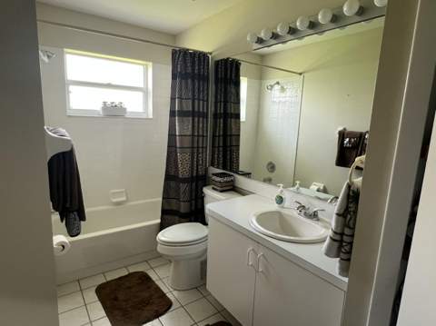 1142 NW Lombardy Drive, Port St. Lucie FL - photo 6 of 7