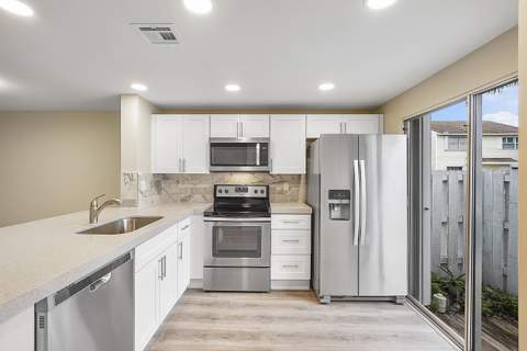 2747 NE 15th Street #2747, Pompano Beach FL - photo 6 of 44