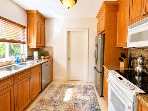 712 SE 11th Court, Fort Lauderdale FL - photo 7 of 11