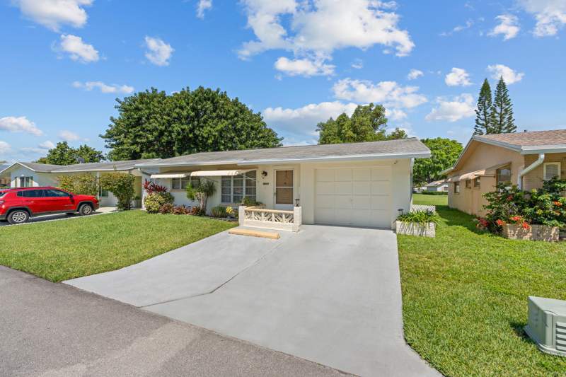 2 bedroom Single Family Residence at 5017 NW 49th Road, Mainlands Of Tamarac Lakes, Tamarac — photo 2