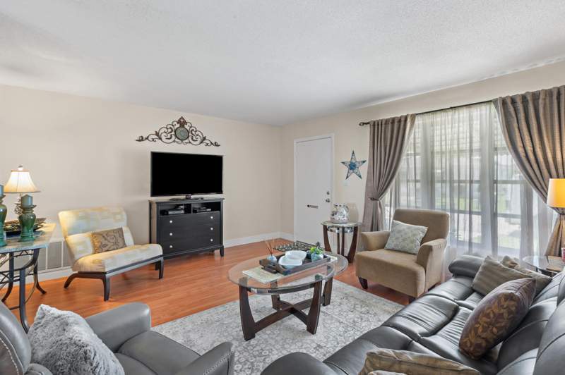2 bedroom Single Family Residence at 5017 NW 49th Road, Mainlands Of Tamarac Lakes, Tamarac — photo 3