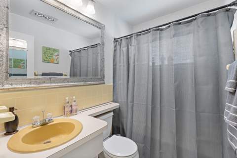 5017 NW 49th Road, Tamarac FL - photo 19 of 32