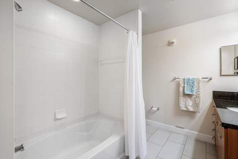 255 NE 3rd Avenue #2503, Delray Beach FL - photo 17 of 48