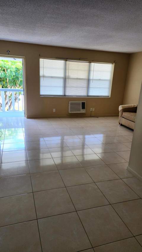 102 Andover D, West Palm Beach FL - photo 7 of 15