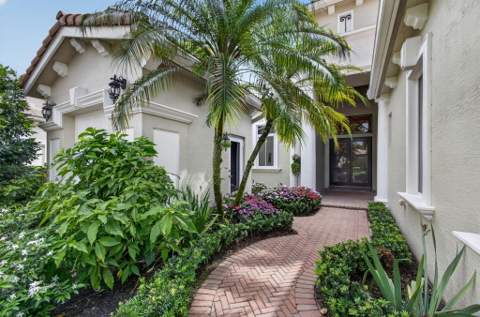 160 Viera Drive, Palm Beach Gardens FL - photo 7 of 90