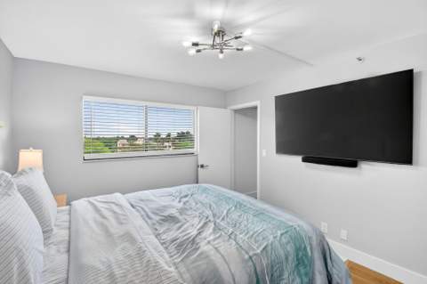 6866 Huntington Lane #602, Delray Beach FL - photo 12 of 77