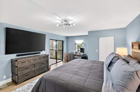 6866 Huntington Lane #602, Delray Beach FL - photo 20 of 77