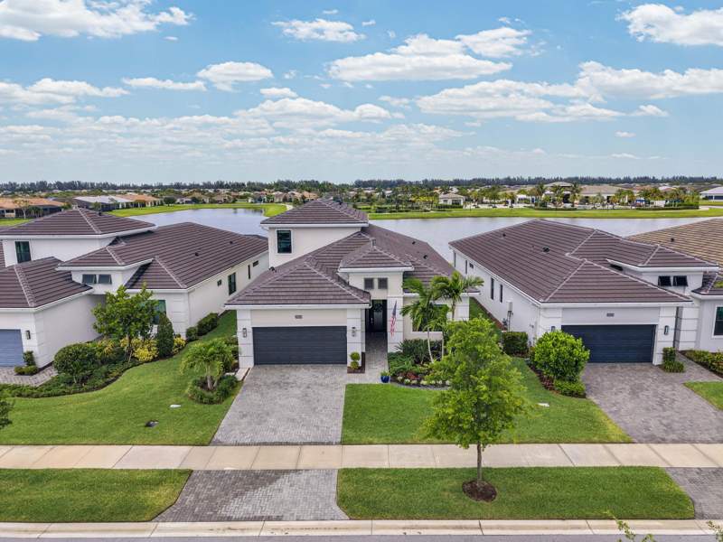 3 bedroom Single Family Residence at 15829 Key Biscayne Lane, Cresswind Palm Beach Phase 3, Westlake — photo 3