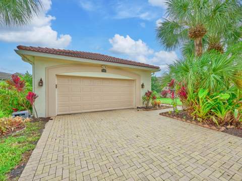 2649 Clipper Circle, West Palm Beach FL - photo 6 of 83