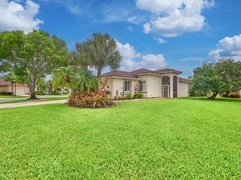 2649 Clipper Circle, West Palm Beach FL - photo 9 of 83