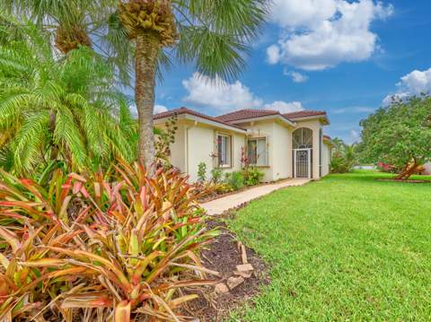 2649 Clipper Circle, West Palm Beach FL - photo 10 of 83