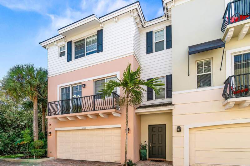 3 bedroom Townhouse at 3830 NW 5th Terrace, Vistazo at Boca Raton, Boca Raton — photo 3