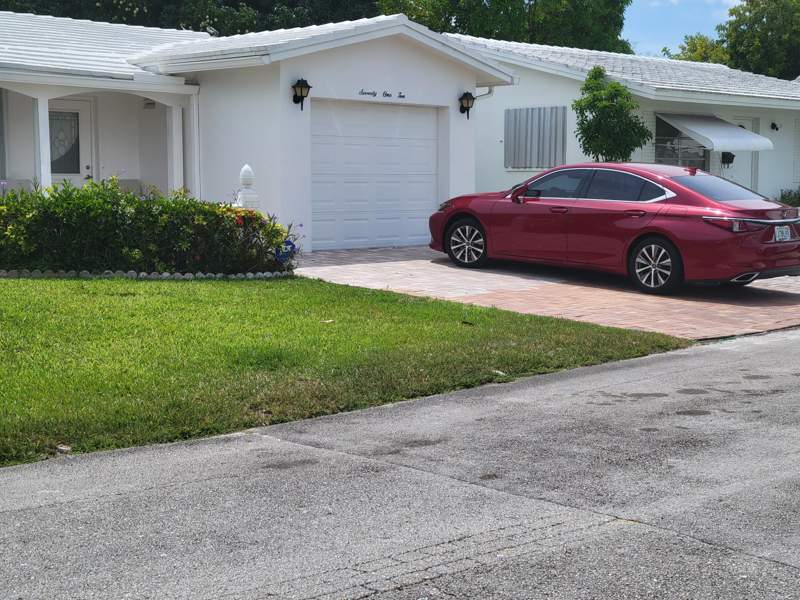 2 bedroom Single Family Residence at 7110 NW 73rd Avenue, Mainlands Of Tamarac Lakes, Tamarac — photo 4