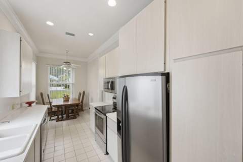 2860 SW Brighton Way, Palm City FL - photo 9 of 43