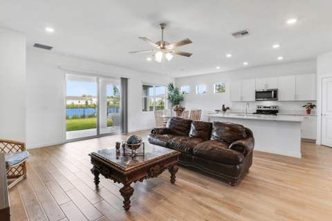 5783 SE Skyblue Circle, Stuart FL - photo 13 of 52