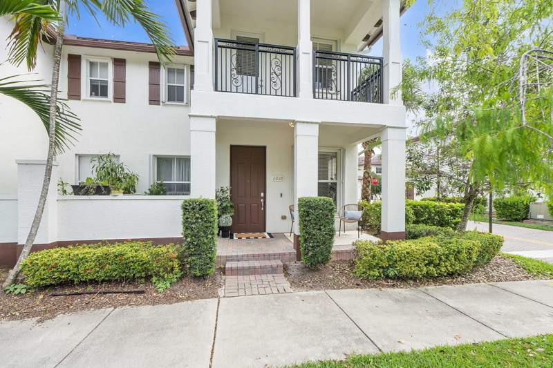 3 bedroom Condominium at 4760 Mimosa Place #1016, Paloma Lakes Condominium No 1, Coconut Creek — photo 2
