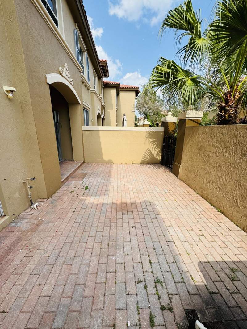 2 bedroom Townhouse at 6550 Morgan Hill Trail #1909, Links At Emerald Dunes Condo, West Palm Beach — photo 3
