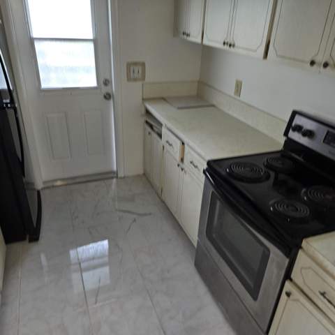 5420 NW 11th Street #202, Plantation FL - photo 6 of 16