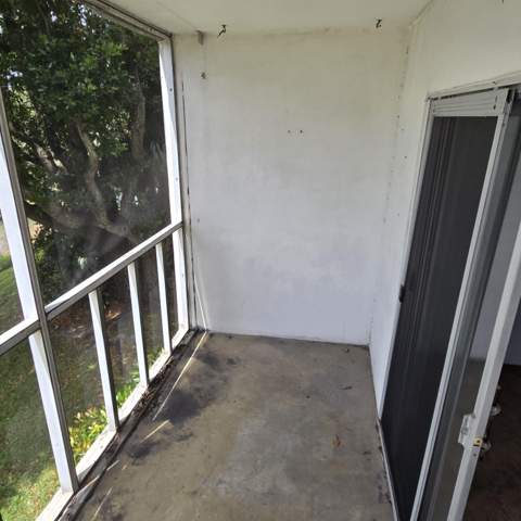 5420 NW 11th Street #202, Plantation FL - photo 8 of 16