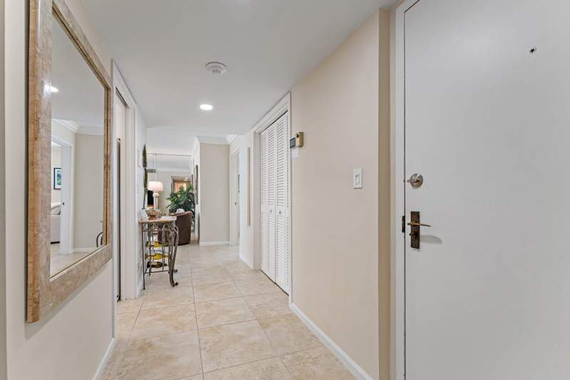 2 bedroom Condominium at 5480 N Ocean Drive #B6b, Dunes Towers Condo, Singer Island — photo 3