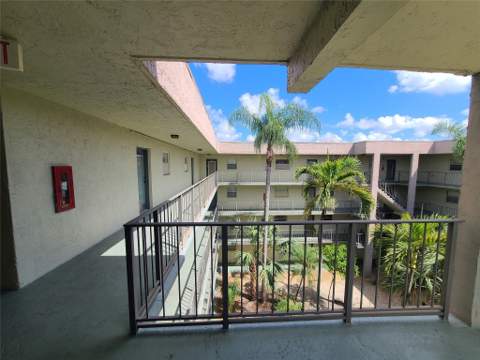 1810 SW 81st Avenue #2400, North Lauderdale FL - photo 15 of 17