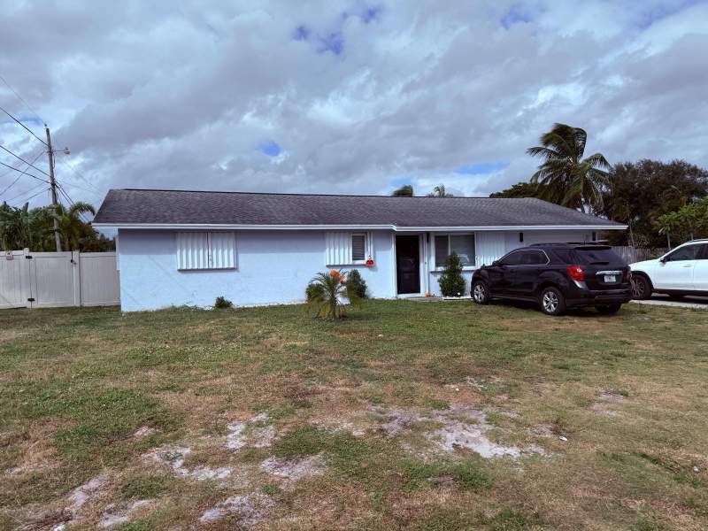 3 bedroom Single Family Residence at 6817 Florida Drive, Hypoluxo Village 1, Lake Worth — photo 2