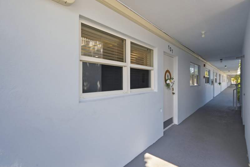 2 bedroom Condominium at 2008 S Federal Highway #101, Seagate Of Gulfstream Condo, Boynton Beach — photo 3