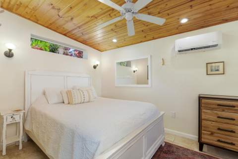 714 Sunset Road, West Palm Beach FL - photo 22 of 32