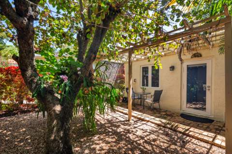 714 Sunset Road, West Palm Beach FL - photo 19 of 32
