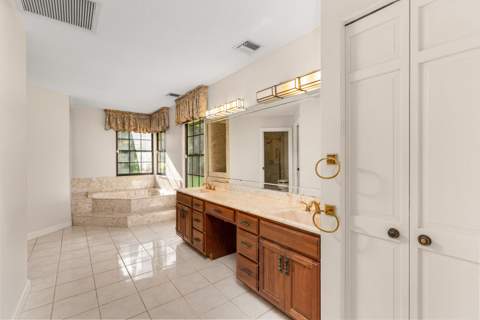 3693 Valley Park Way, Lake Worth FL - photo 12 of 29