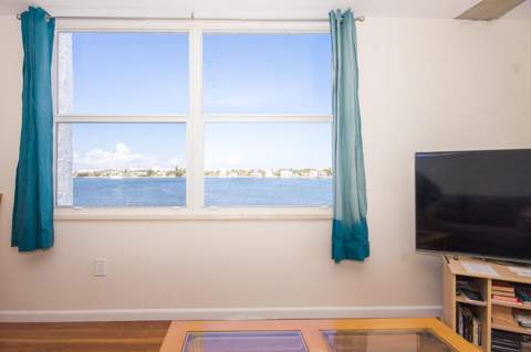 301 Croton Avenue #405, Lantana FL - photo 12 of 24