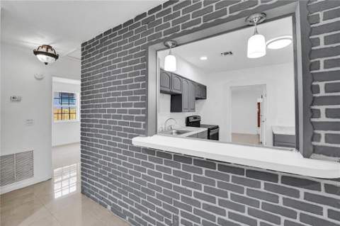 2422 Sherman Street, Hollywood FL - photo 9 of 28