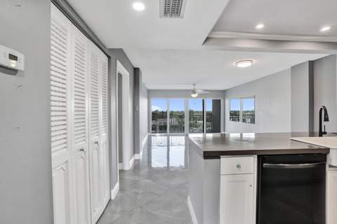 2611 N Riverside Drive #604, Pompano Beach FL - photo 7 of 72