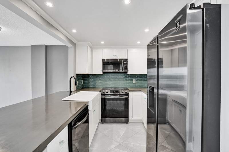 1 bedroom Condominium at 2611 N Riverside Drive #604, Waters Edge Condo, Pompano Beach — photo 5