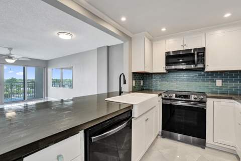 2611 N Riverside Drive #604, Pompano Beach FL - photo 6 of 72