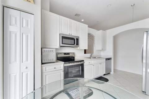 8541 Water Cay, West Palm Beach FL - photo 8 of 36