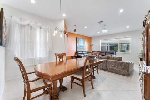 8541 Water Cay, West Palm Beach FL - photo 6 of 36