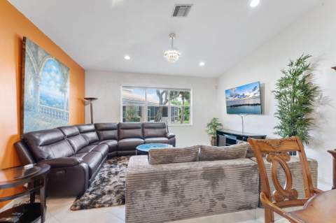 8541 Water Cay, West Palm Beach FL - photo 19 of 36