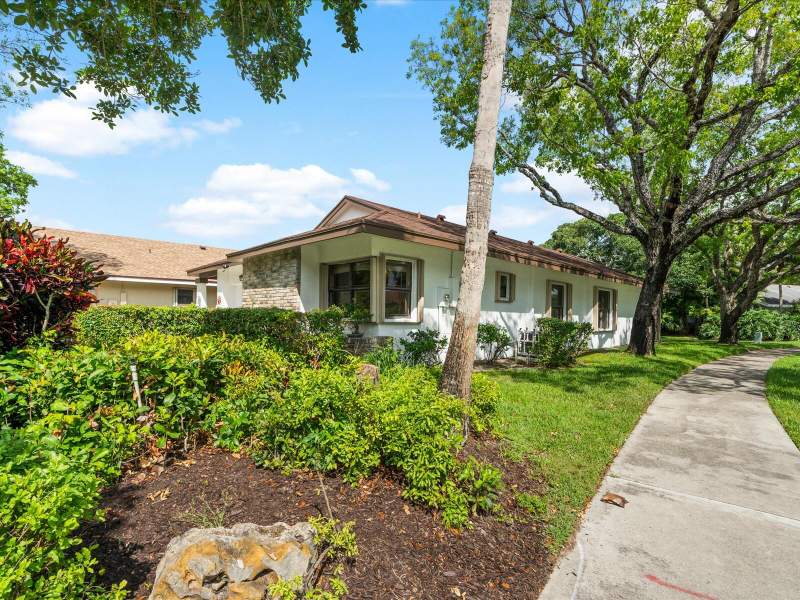 3 bedroom Single Family Residence at 2495 Dawn Tree Terrace, Tartan Coconut Creek, Coconut Creek — photo 3