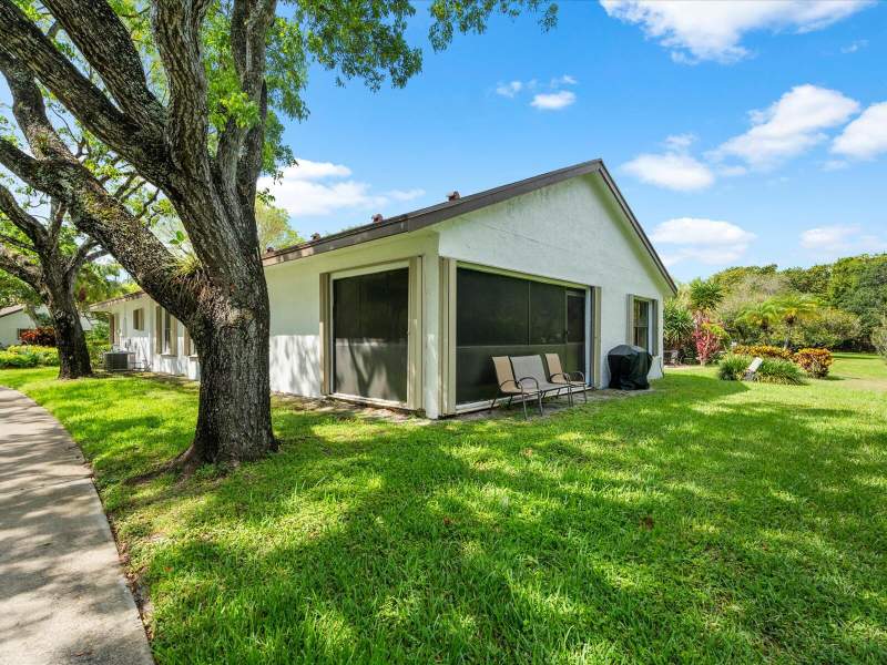 3 bedroom Single Family Residence at 2495 Dawn Tree Terrace, Tartan Coconut Creek, Coconut Creek — photo 5