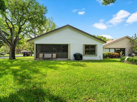2495 Dawn Tree Terrace, Coconut Creek FL - photo 7 of 63
