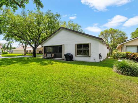 2495 Dawn Tree Terrace, Coconut Creek FL - photo 8 of 63